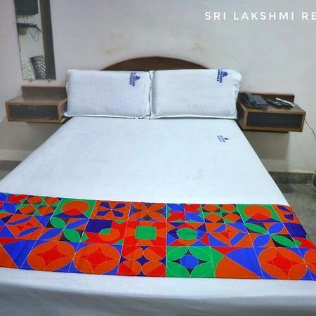 Sri Lakshmi Residency Hotel Tirupati Luaran gambar